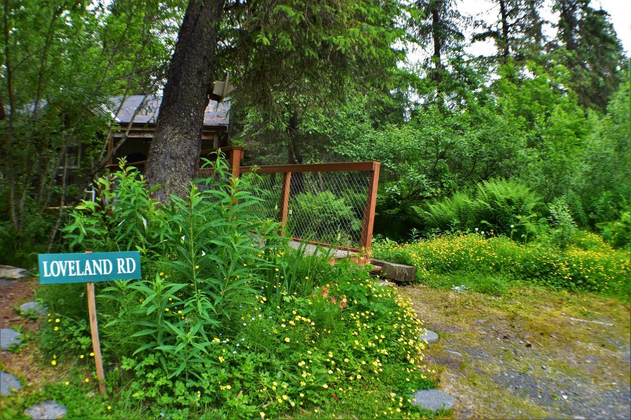 Loveland Cottage Girdwood Exterior photo